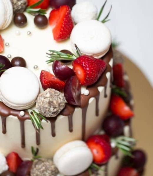 beautiful-cake-with-strawberries-for-a-birthday-2024-08-08-06-30-29-utc